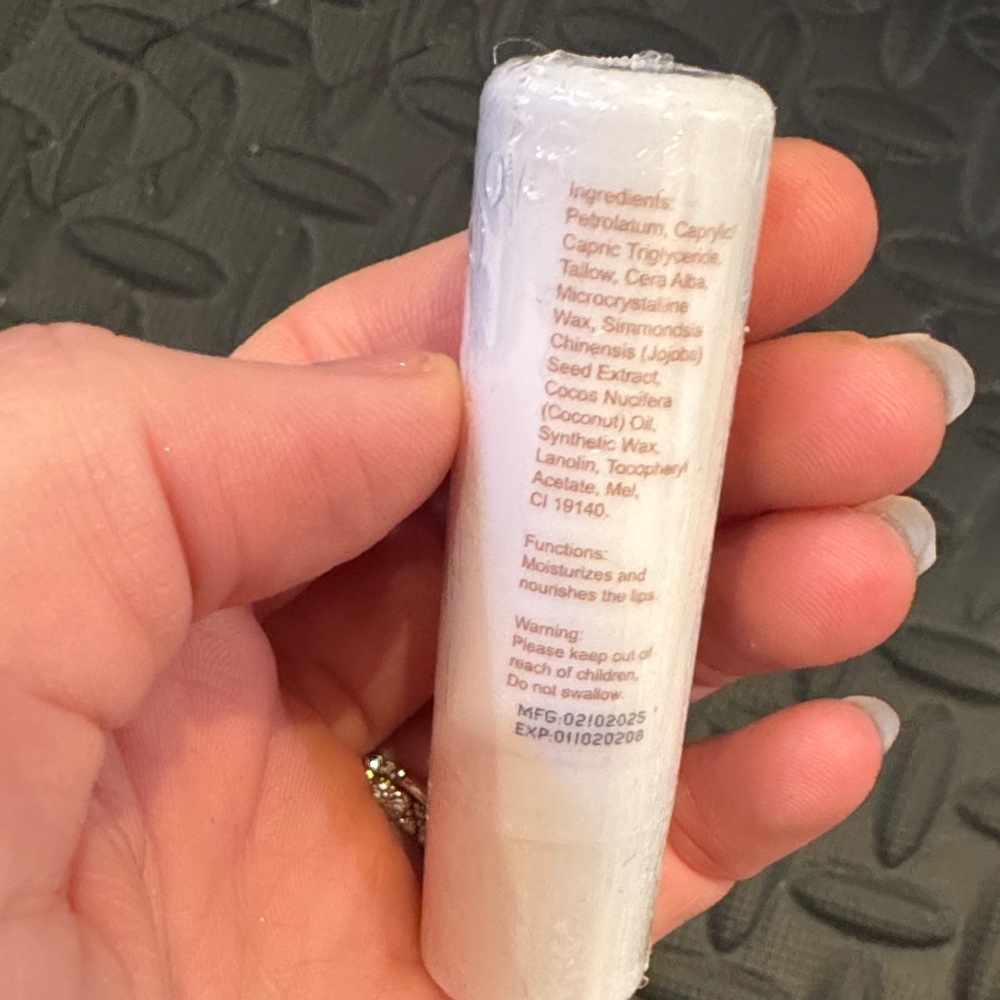 Tallow Lip • NWT Moisturizing and Hydrating Lip Balm - Picture 2 of 2